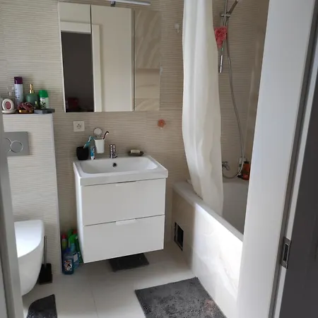 Arlon Guest House Homestay szállás *