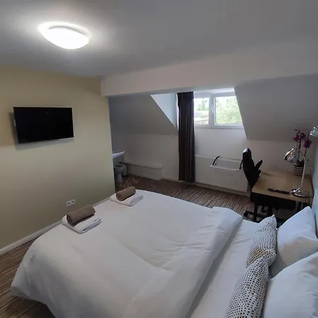 Homestay szállás Arlon Guest House *